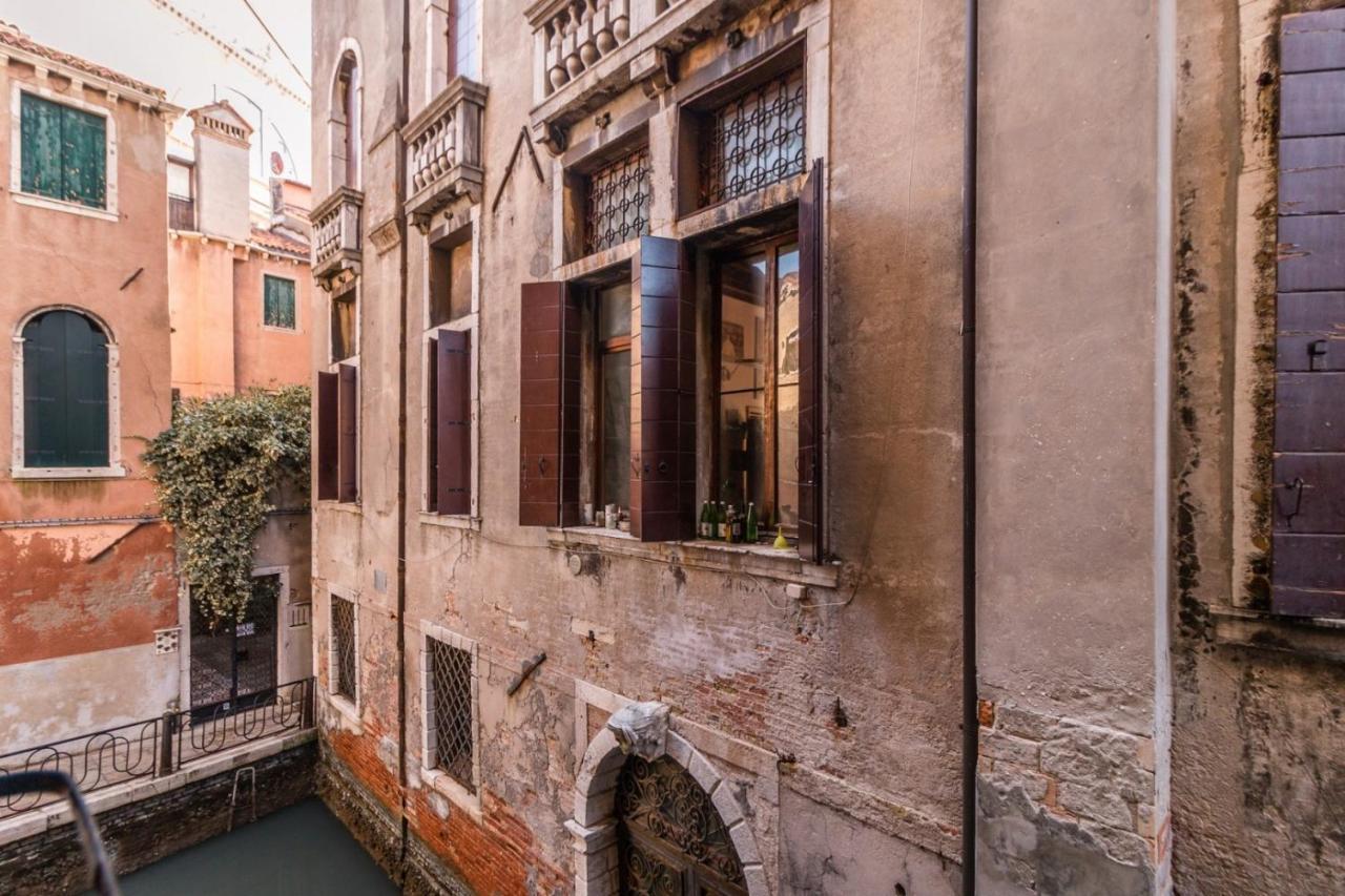 Fenice Backstage Over Canal Venezia
