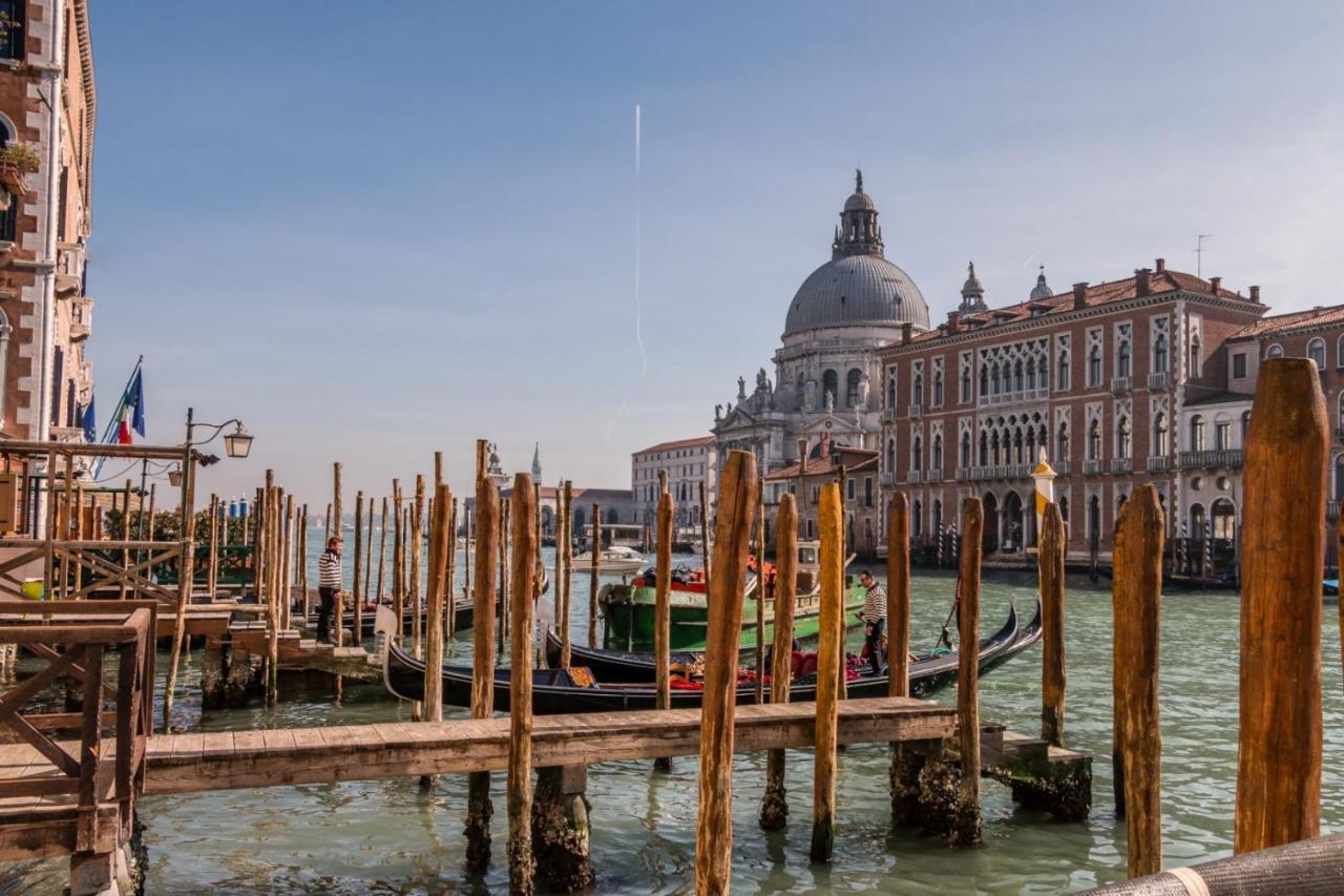 Appartamento Fenice Backstage Over Canal Venezia